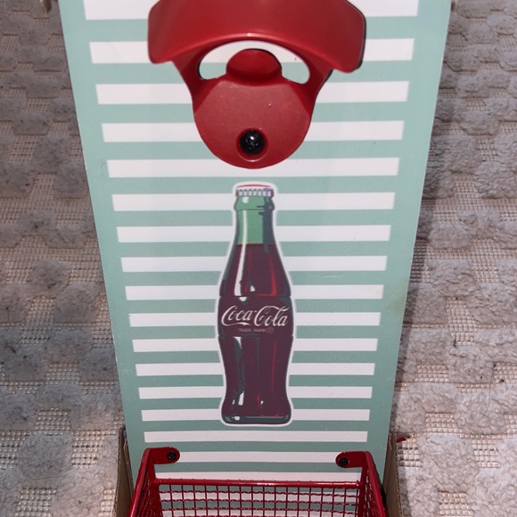 COPY - Coca Cola bottle opener and cap catcher brand new - Picture 3 of 4